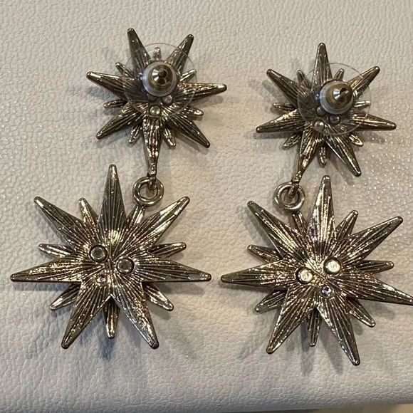 C&C California Long Dangle Snowflake Earrings Pierced - Picture 4 of 5